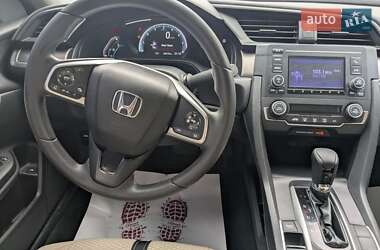 Седан Honda Civic 2019 в 