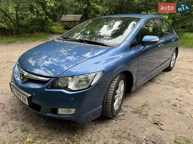 Седан Honda Civic 2007 в Киеве