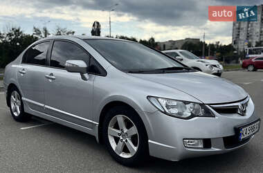Седан Honda Civic 2007 в Киеве