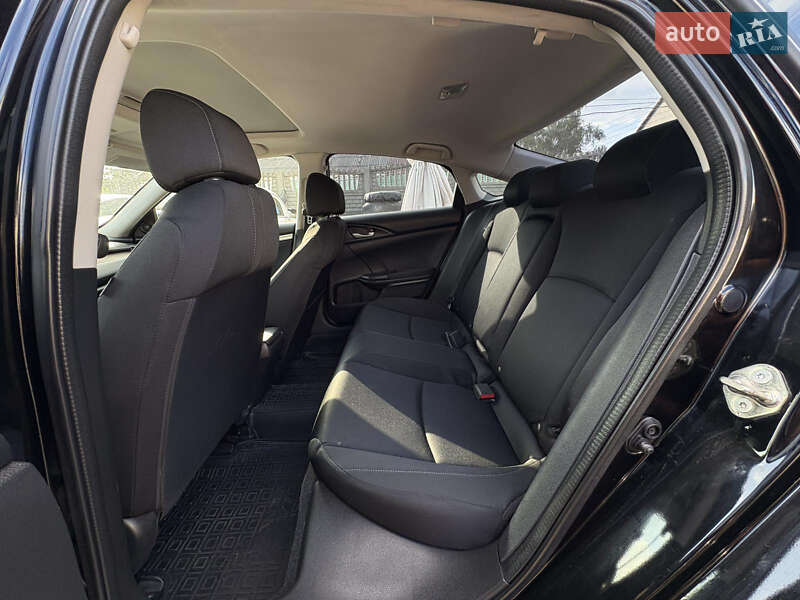 Седан Honda Civic 2017 в Запоріжжі