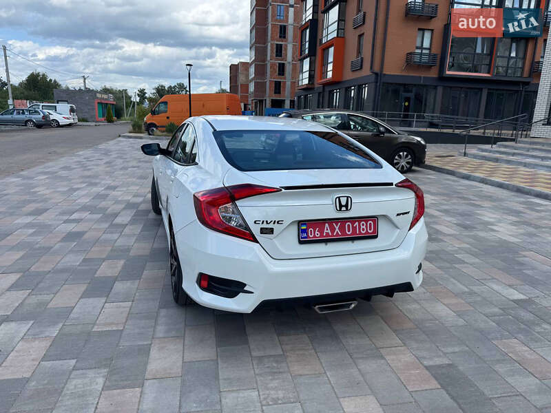 Седан Honda Civic 2019 в Киеве