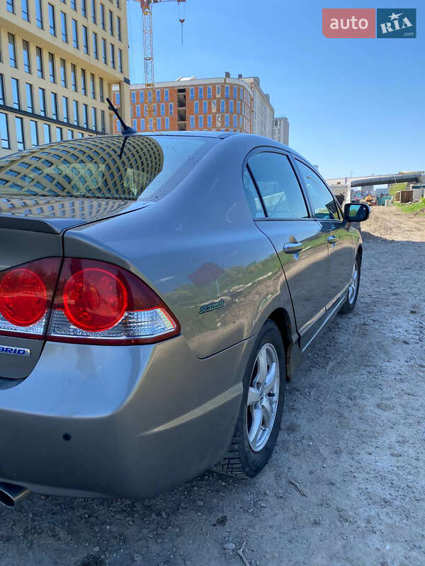 Хэтчбек Honda Civic 2008 в Ивано-Франковске