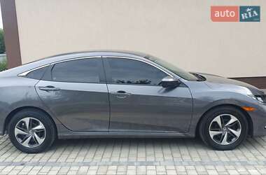 Седан Honda Civic 2019 в 