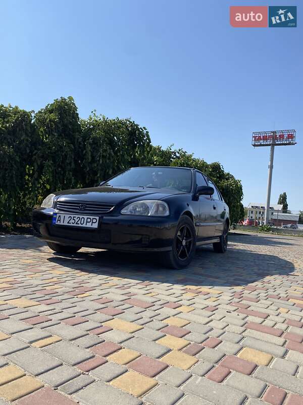Седан Honda Civic 2000 в Белгороде-Днестровском