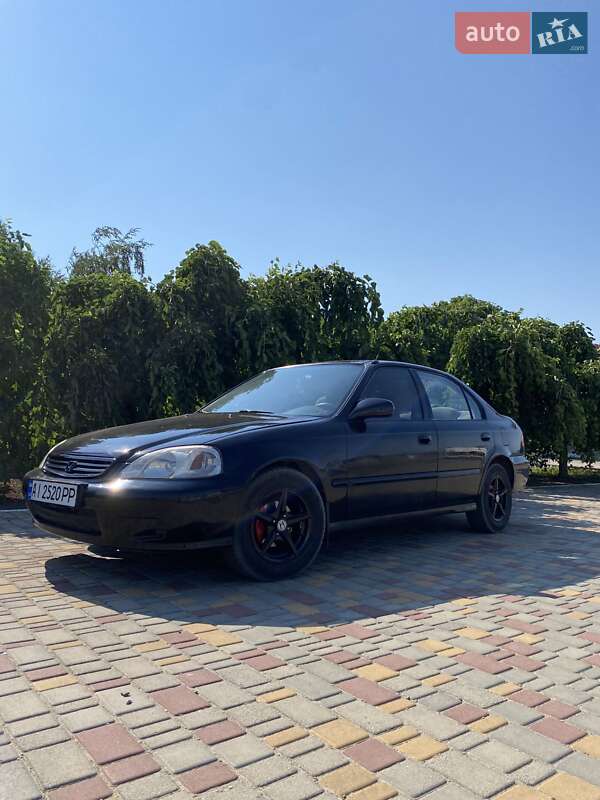 Седан Honda Civic 2000 в Белгороде-Днестровском