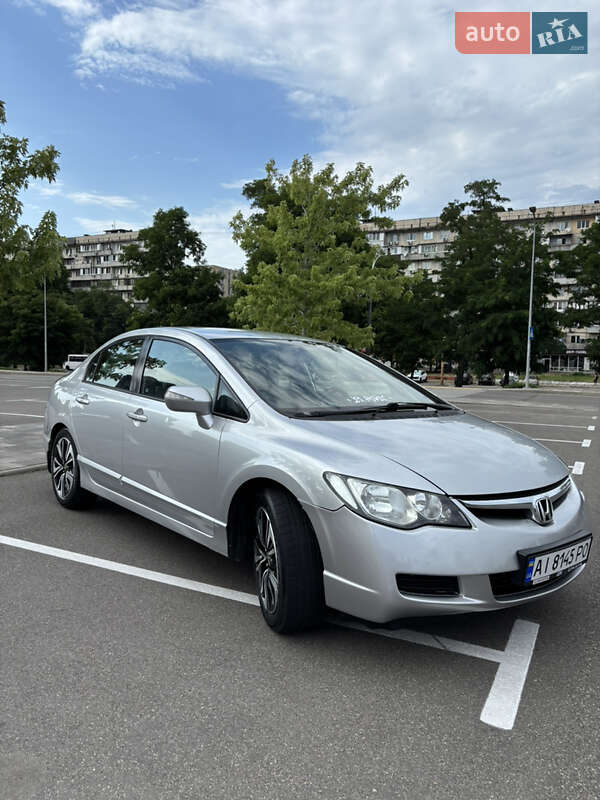 Седан Honda Civic 2008 в Киеве