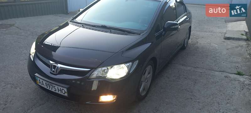 Седан Honda Civic 2008 в Киеве