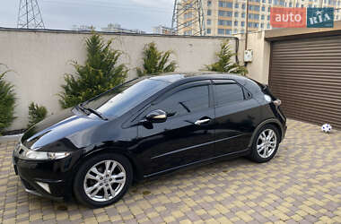 Хэтчбек Honda Civic 2008 в 