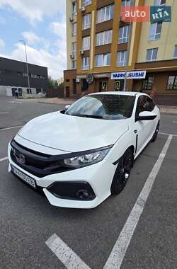 Хэтчбек Honda Civic 2016 в 