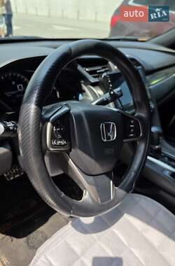 Хэтчбек Honda Civic 2016 в 