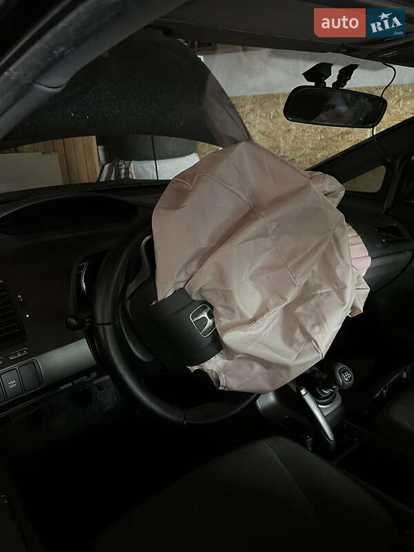 Седан Honda Civic 2007 в Кривом Роге