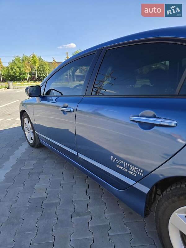 Седан Honda Civic 2008 в Ирпене