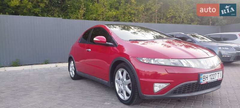 Хэтчбек Honda Civic 2008 в Николаеве
