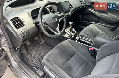 Седан Honda Civic 2011 в 