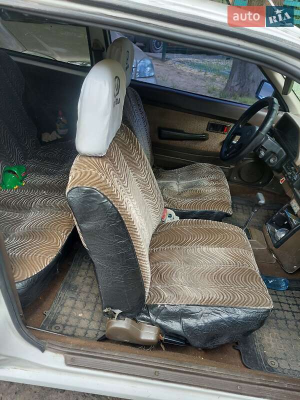 Хэтчбек Honda Civic 1990 в Южном
