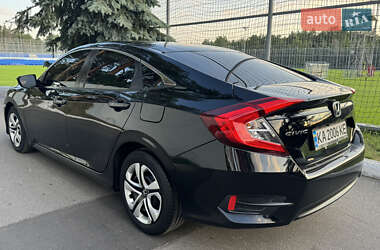 Седан Honda Civic 2018 в 