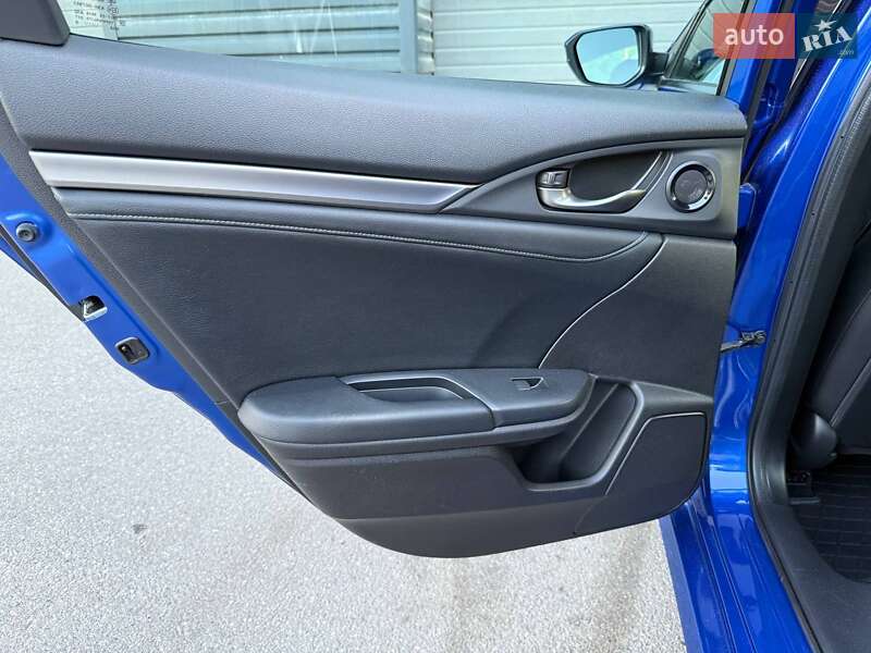 Хетчбек Honda Civic 2020 в Києві