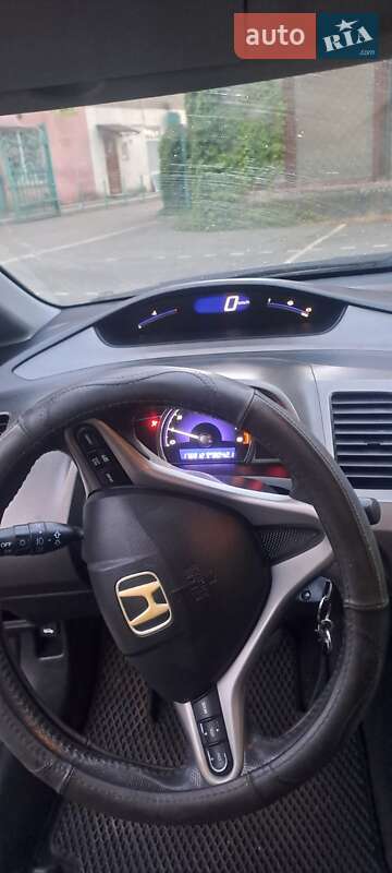 Седан Honda Civic 2006 в Хусті