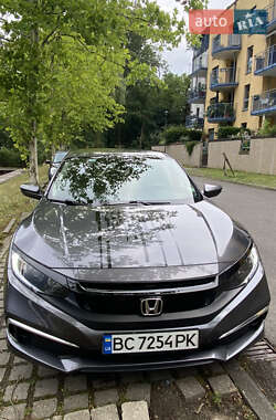 Седан Honda Civic 2019 в Львове