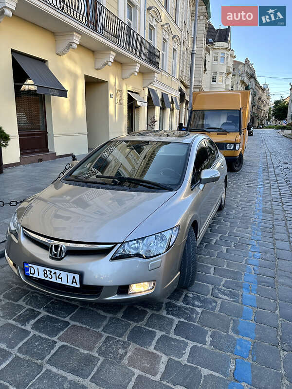 Седан Honda Civic 2006 в Львові