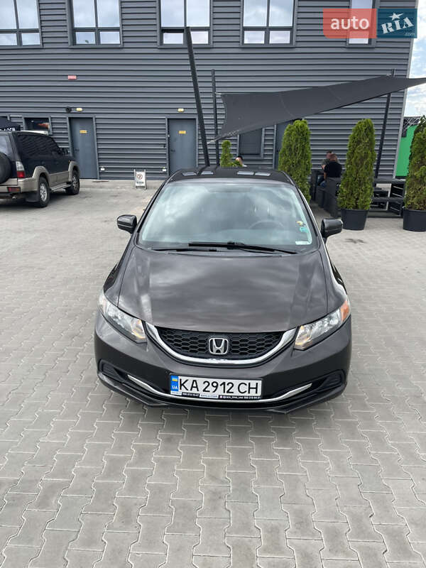 Седан Honda Civic 2014 в 