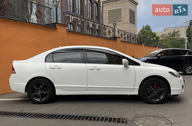 Седан Honda Civic 2011 в 