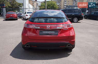 Хэтчбек Honda Civic 2007 в 