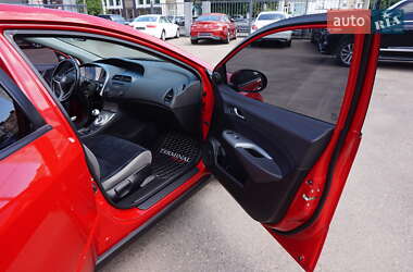 Хэтчбек Honda Civic 2007 в 