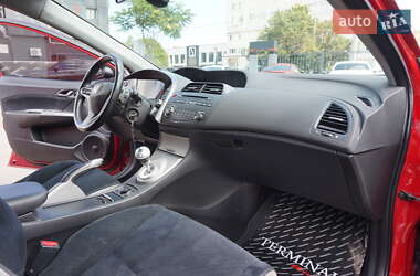 Хэтчбек Honda Civic 2007 в 