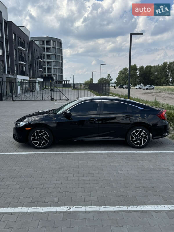 Седан Honda Civic 2016 в Черкассах