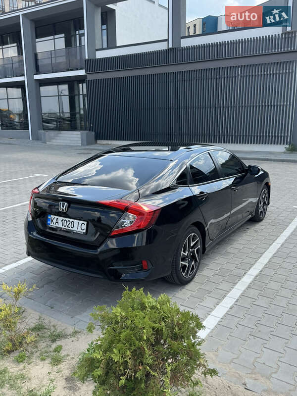 Седан Honda Civic 2016 в Черкассах