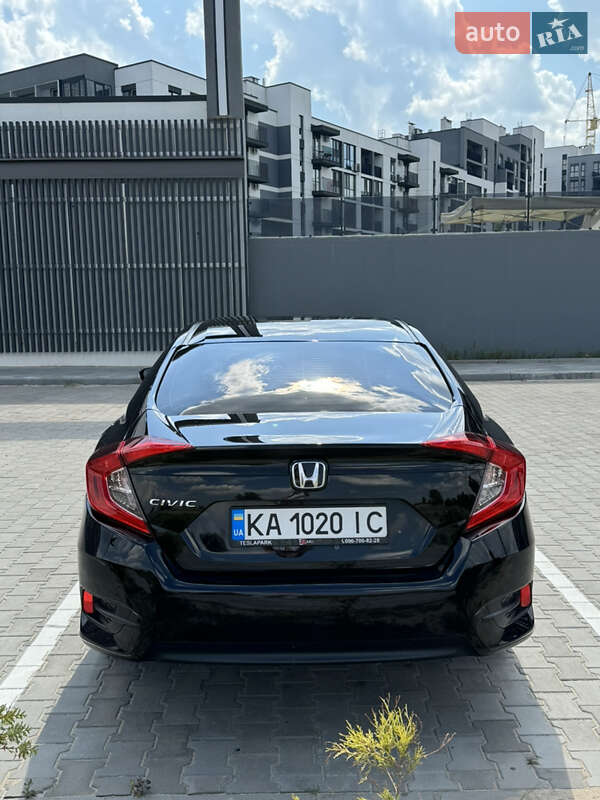 Седан Honda Civic 2016 в Черкассах