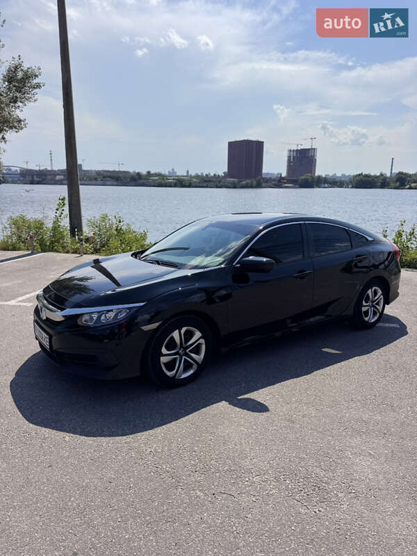 Седан Honda Civic 2018 в Києві