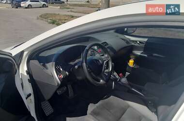 Хэтчбек Honda Civic 2011 в 