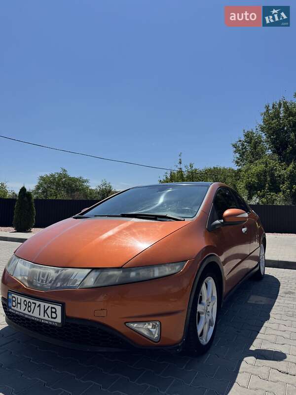 Хэтчбек Honda Civic 2008 в Одессе
