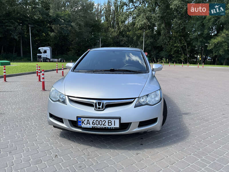 Седан Honda Civic 2008 в Краматорске