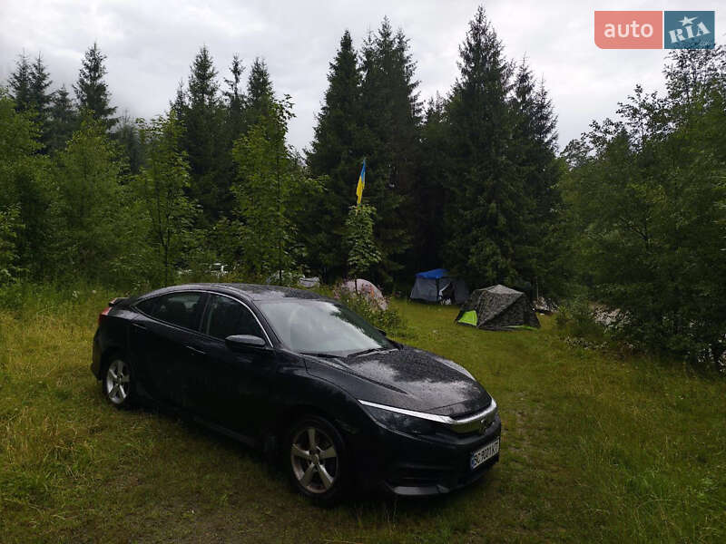 Седан Honda Civic 2018 в Львові