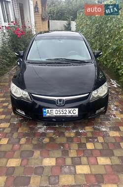 Седан Honda Civic 2007 в Днепре