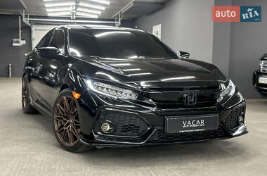 Хэтчбек Honda Civic 2018 в Харькове