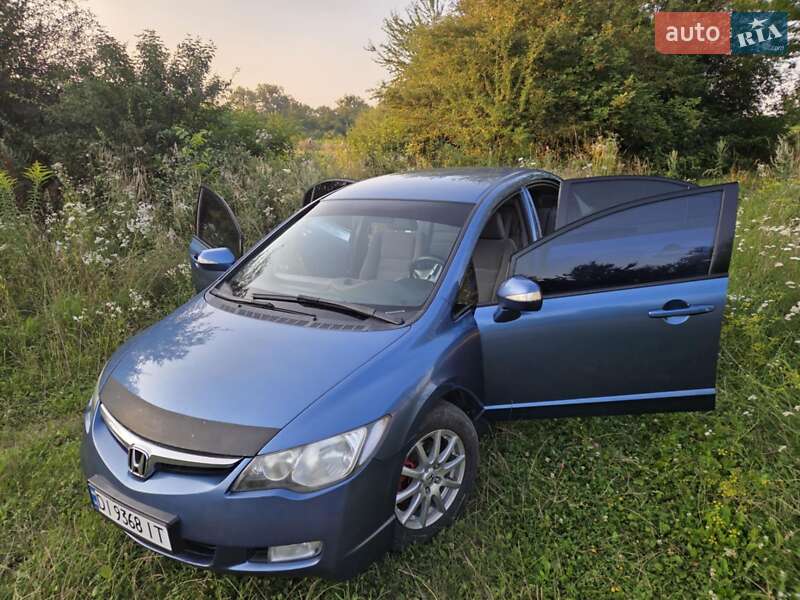 Седан Honda Civic 2007 в Львові