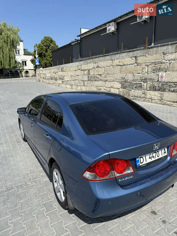 Седан Honda Civic 2007 в Львове