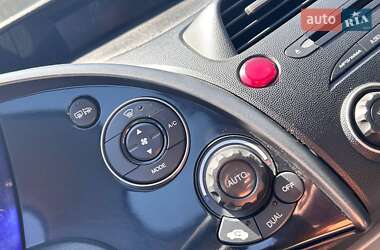 Хэтчбек Honda Civic 2008 в 