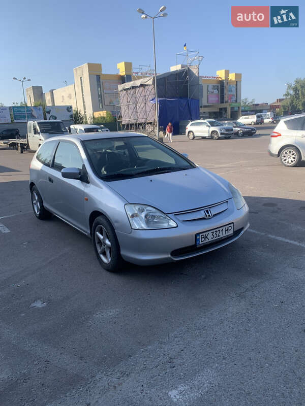 Купе Honda Civic 2002 в Рівному