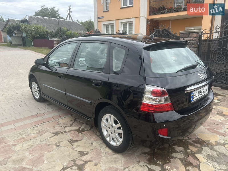 Хетчбек Honda Civic 2004 в Бучачі фото 3 Хетчбек Honda Civic 2004 в Бучачі