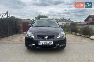 Хэтчбек Honda Civic 2004 в 