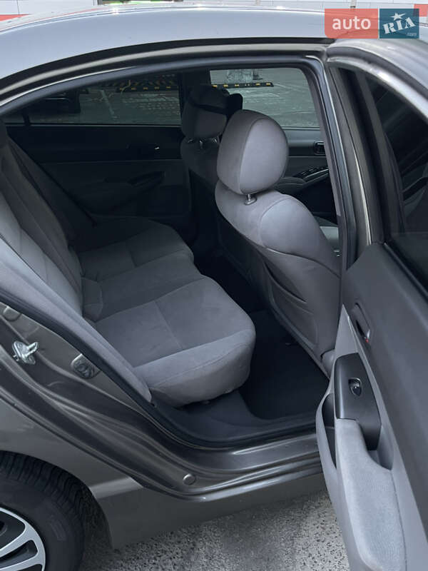 Седан Honda Civic 2008 в Львове