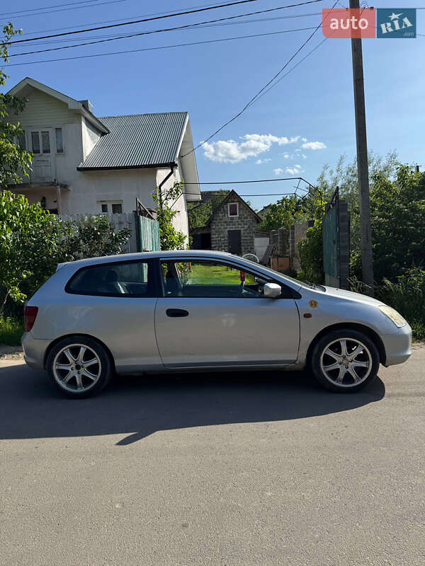 Купе Honda Civic 2001 в Ивано-Франковске фото 2 Купе Honda Civic 2001 в Ивано-Франковске