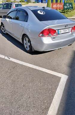 Седан Honda Civic 2006 в  фото 8 Седан Honda Civic 2006 в