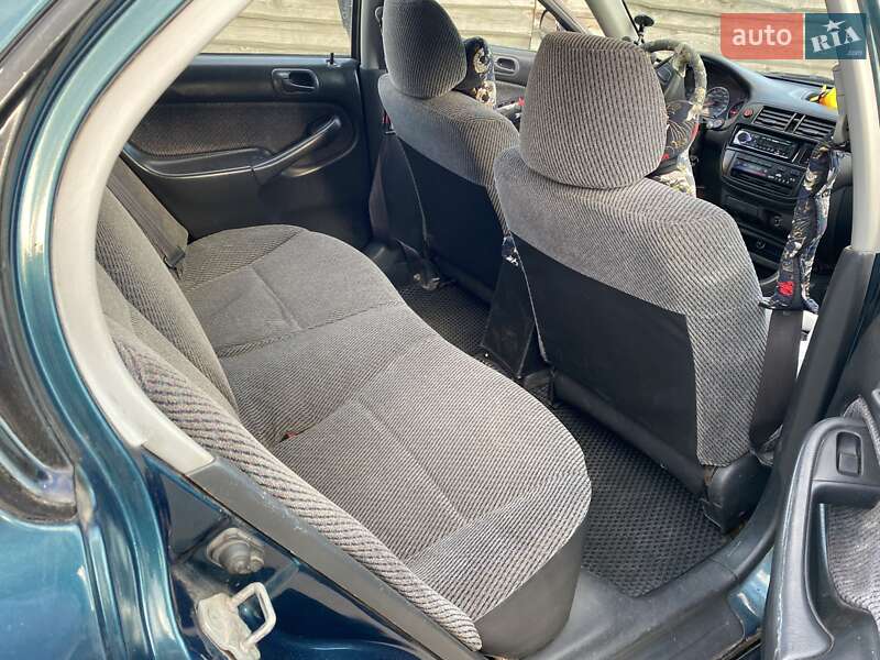 Седан Honda Civic 1996 в Киеве