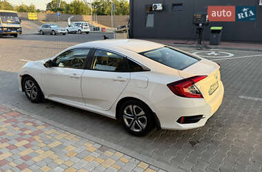 Седан Honda Civic 2015 в 